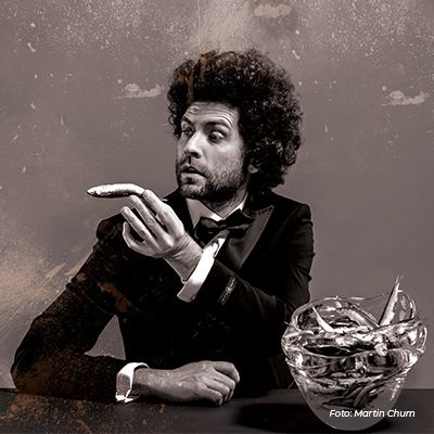 Triumf trofejí by Maxim Velčovský Triumf trofejí by Maxim Velčovský