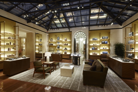 Louis Vuitton Prague store changes hands